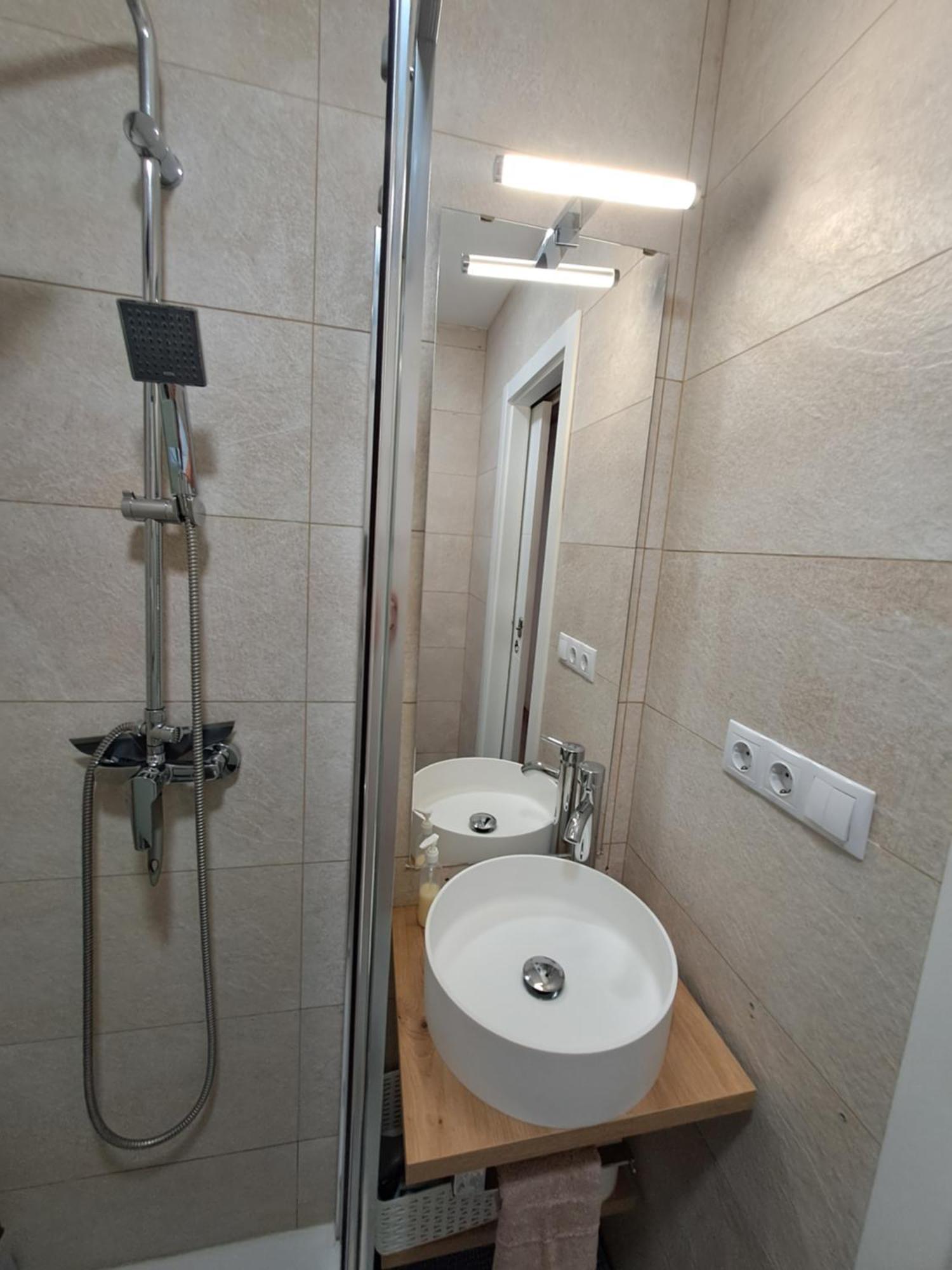 Apartamento Mi colibrí- Aeropuerto Barcelona El Prat de Llobregat Exterior foto