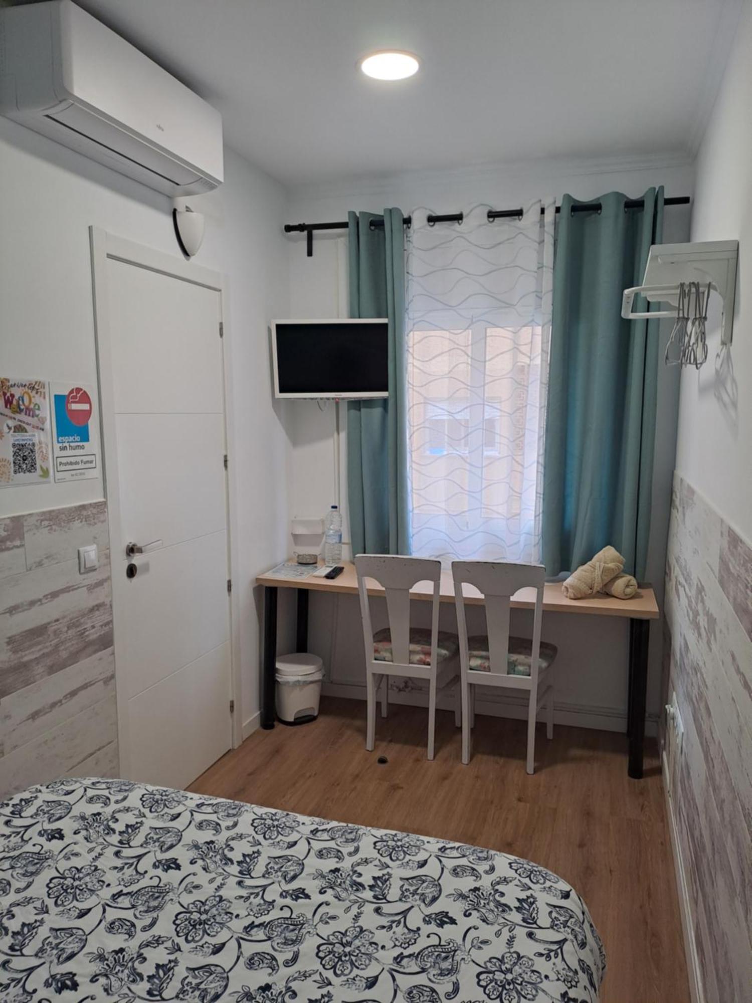 Apartamento Mi colibrí- Aeropuerto Barcelona El Prat de Llobregat Exterior foto